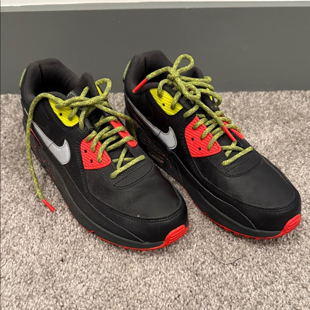 Nike Kids Black and Red Sneakers
